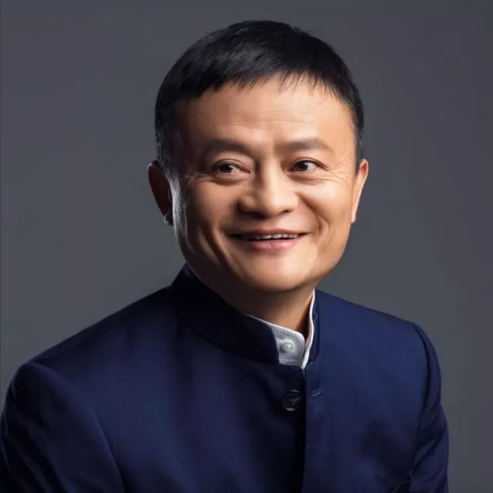 李嘉诚套现千亿离开中国，遭曹德旺犀利点评，现今怎么样了？