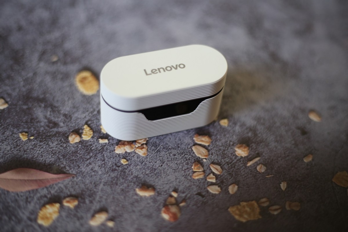 学生党不容错过的平价高颜值运动蓝牙耳机，Lenovo LivePods LP12