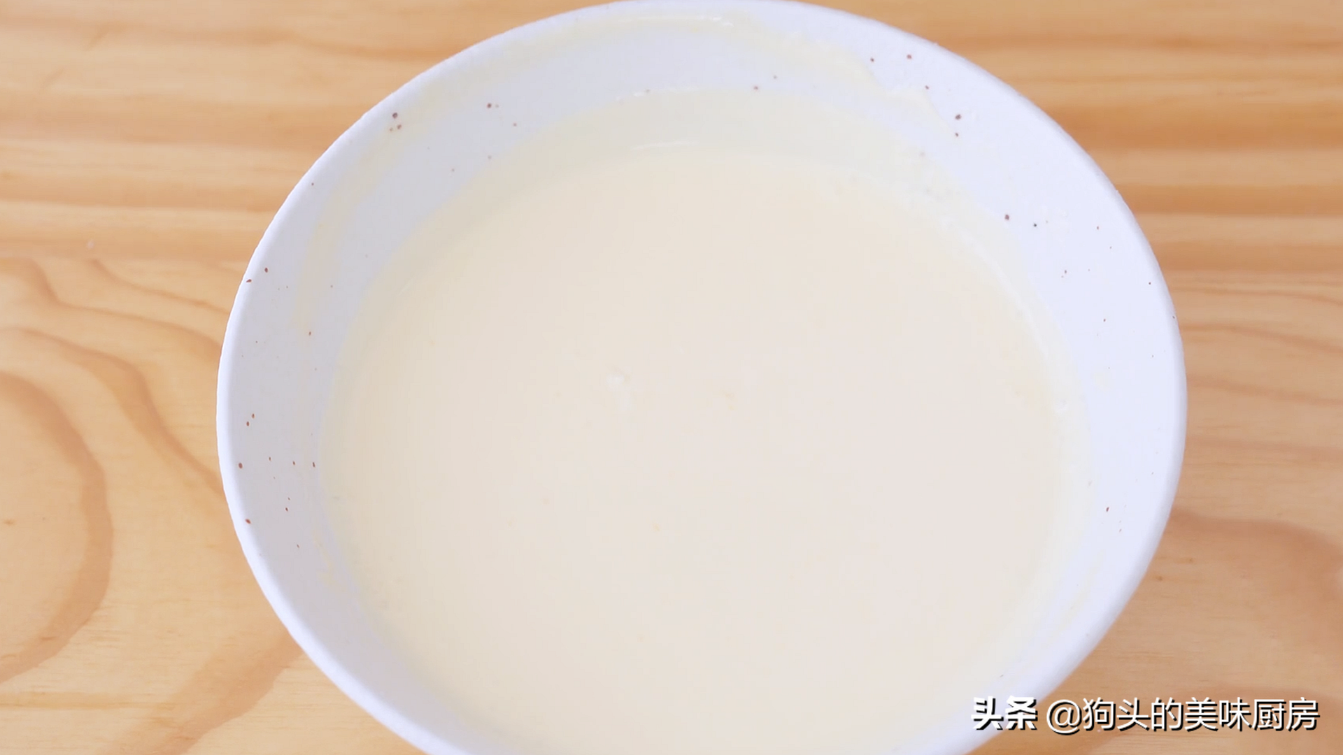 比哈根達斯還好吃，學會不用買，做法配方告訴你，香甜細膩無冰渣