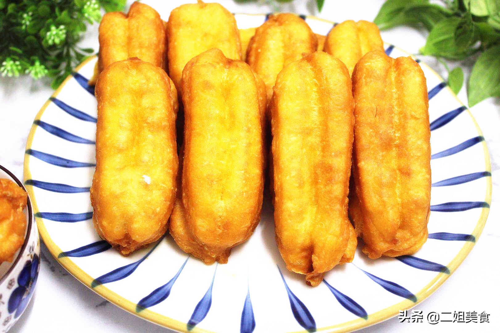 如何分辨加了明矾的油条，大厨告诉您，以后别乱买了
