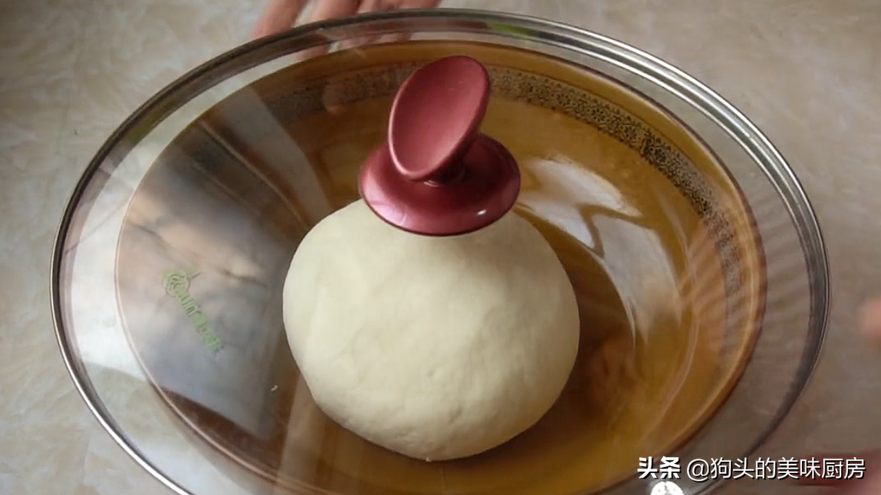 春天多吃菠菜，學會這種做法，孩子隔三差五要吃，上桌就光盤