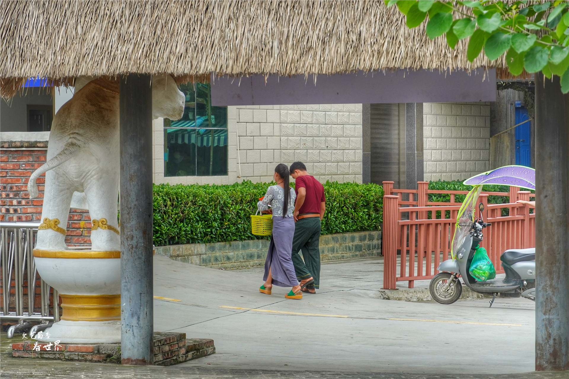 雲南有一個村子，竟然屬於兩個國家，村民隨時都能出國溜達溜達