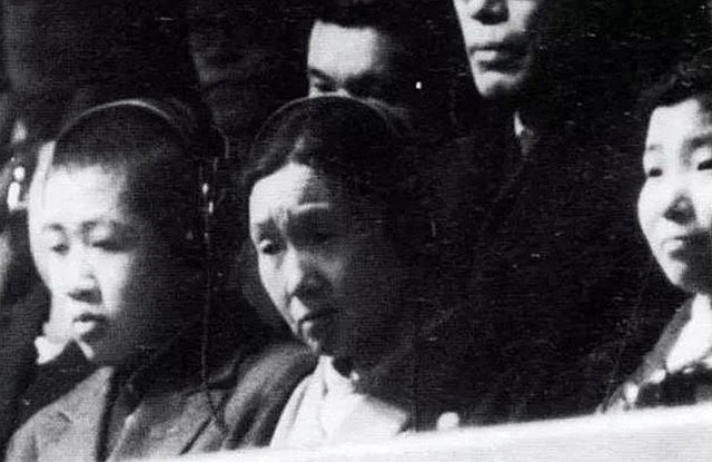 日本甲级战犯被绞死时不同表演：有人泪流满面，有人挣扎12分30秒