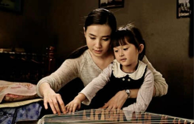 因太漂亮被网友禁止整容，长大后成这样？网友