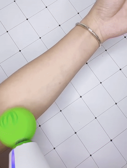 深度测评筋膜枪界的网红—SKG F5热敷按摩筋膜枪