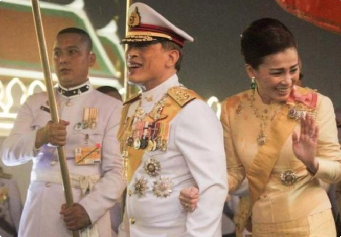 西拉米回归底牌亮相，普密蓬保留王储妃头衔，苏提达前往德国度假