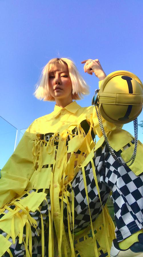 高露洁集结三大「蓝朋友」打造“悬念入局式”互动营销