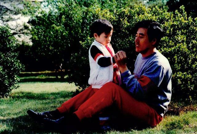 杨玏，初三收情书16遇初恋，杨立新：谈恋爱行，