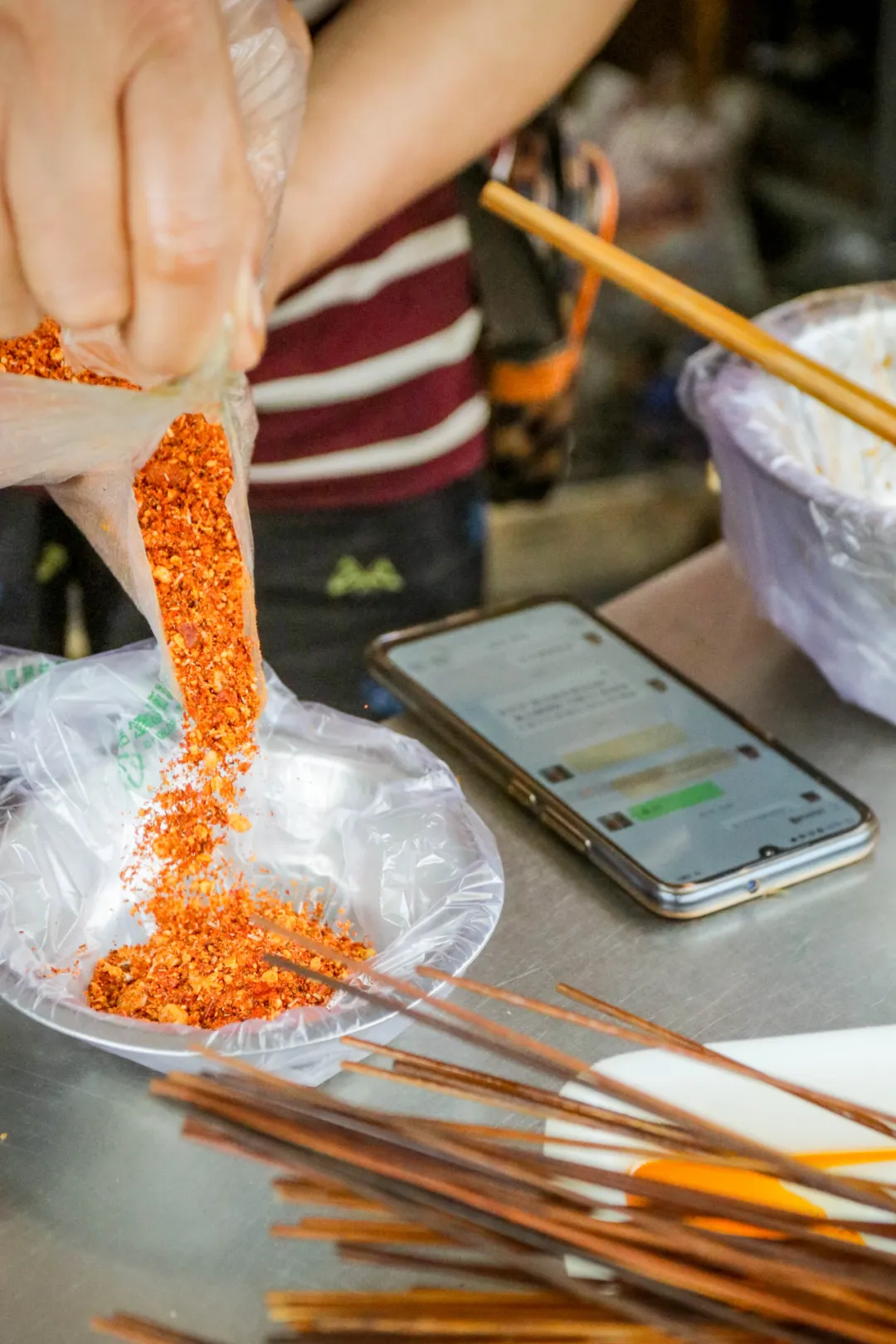 老成都人都认证的美食！麻辣烫、冷锅鱼让你一