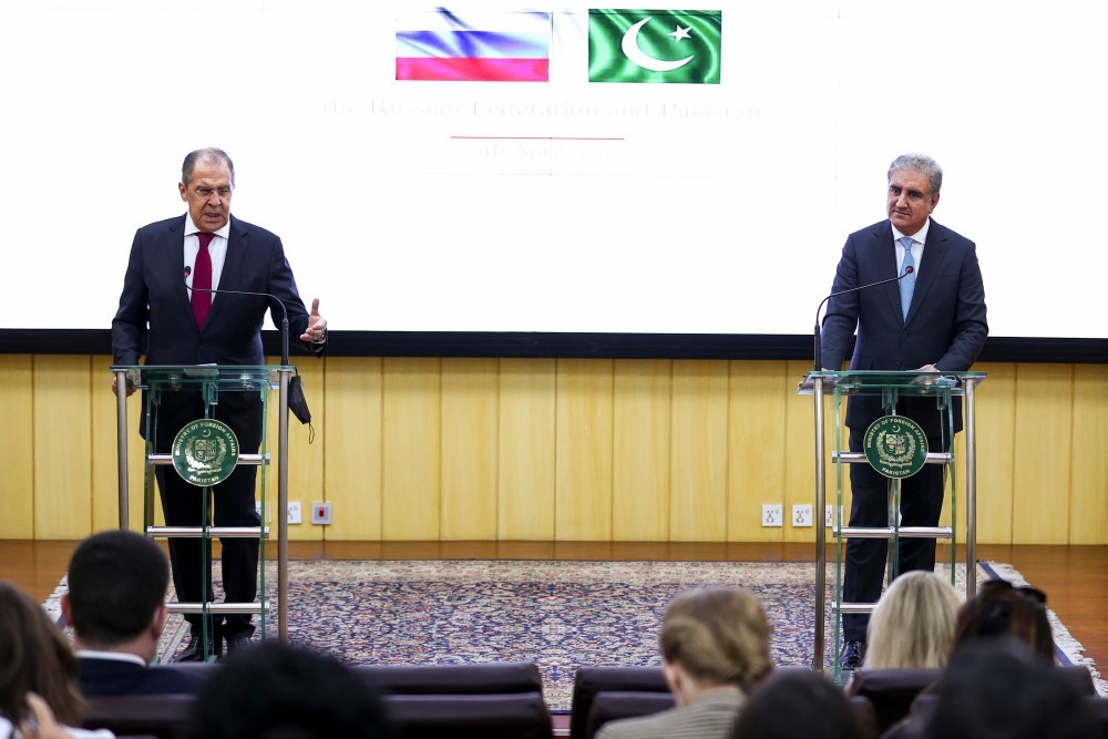 �й���ӡ�ȣ�˭���Ƕ���˹�ġ����ֵܡ����վ��ڰ�����ѡ��˵��һ��