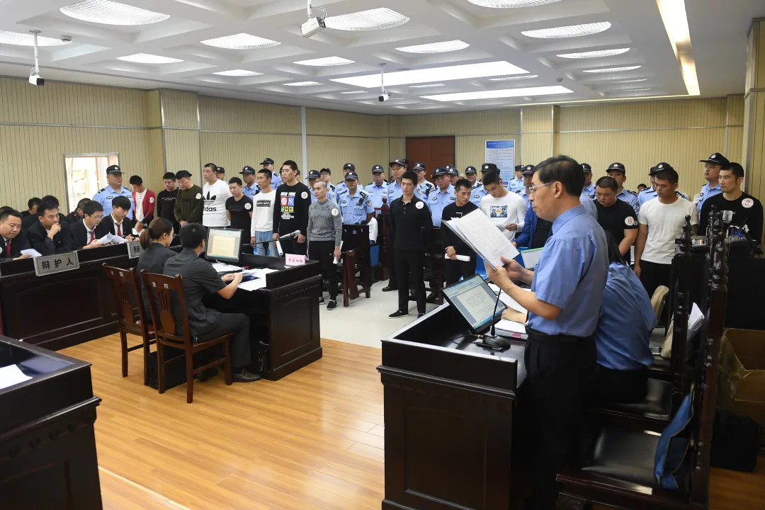 刑释人员变身村主任,一份无罪证明牵出32个“保护伞”|今晚九点半