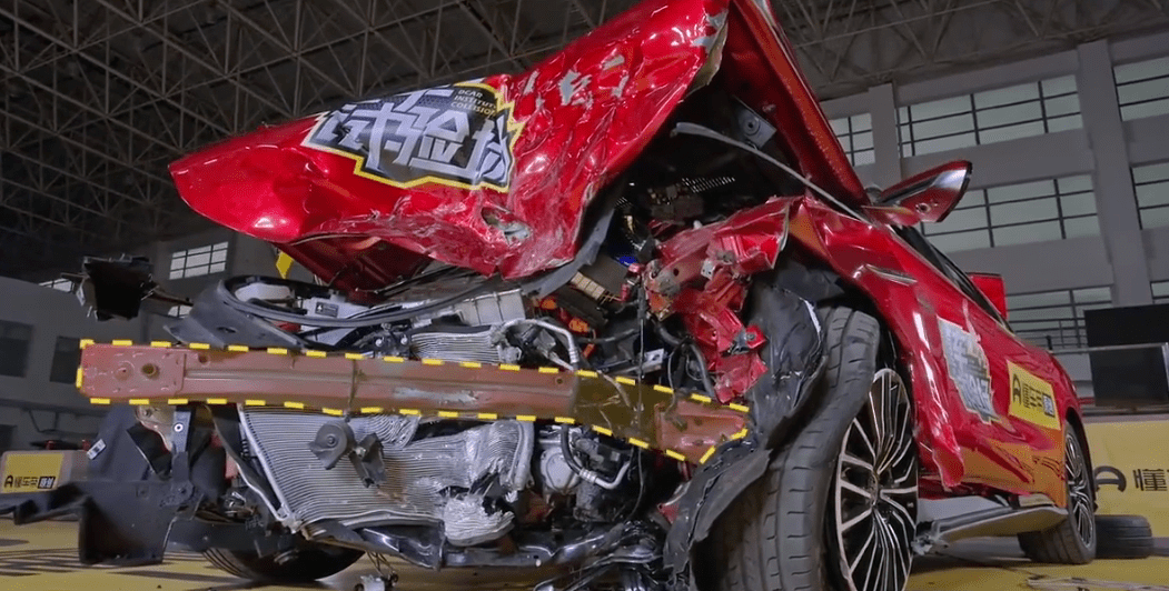 大降2万！比亚迪汉新增入门车型，跟风特斯拉还是碰撞后遗症？