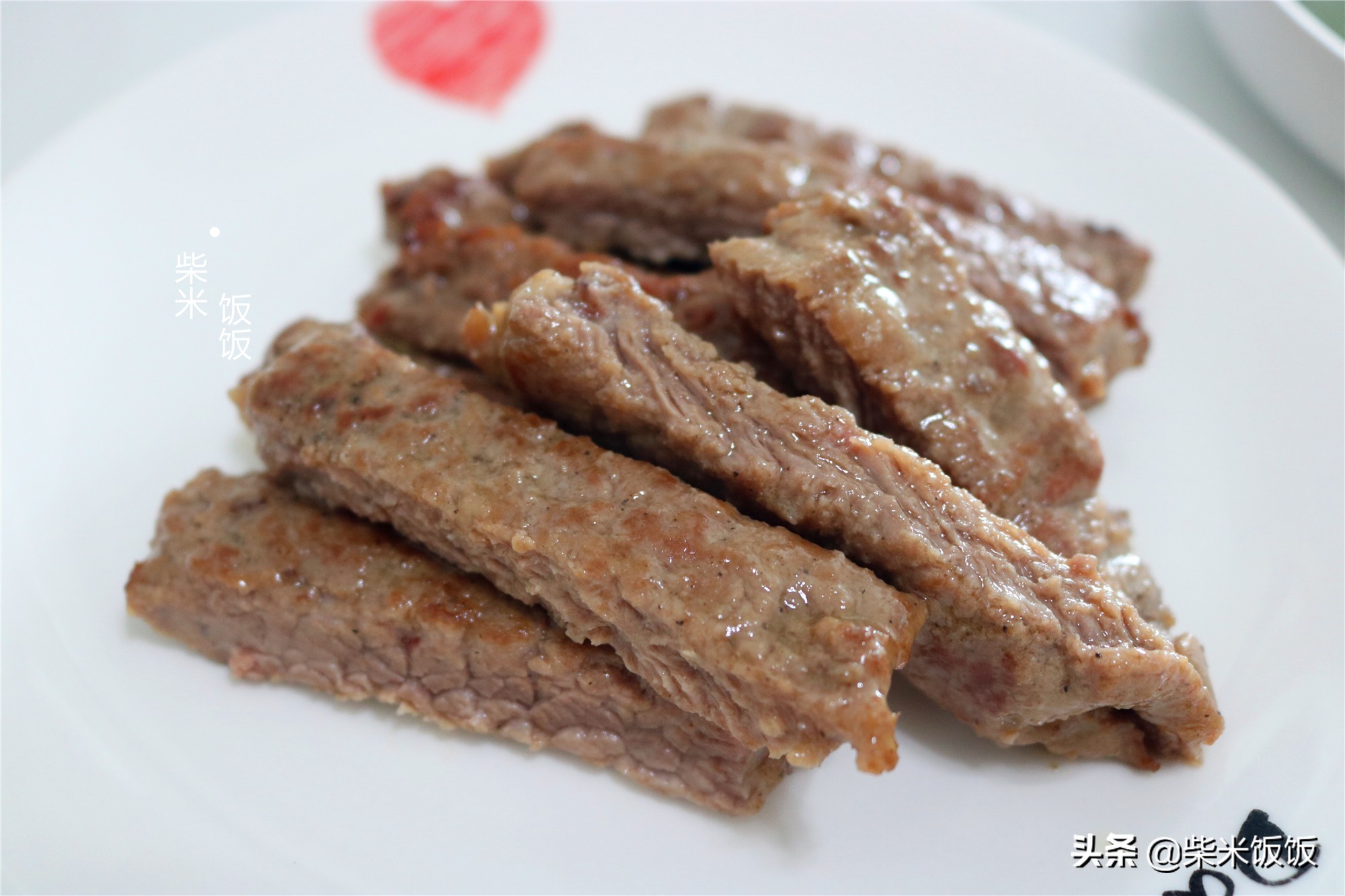 买80元牛肉，做了10块牛排，软嫩又多汁，真材实料放心吃