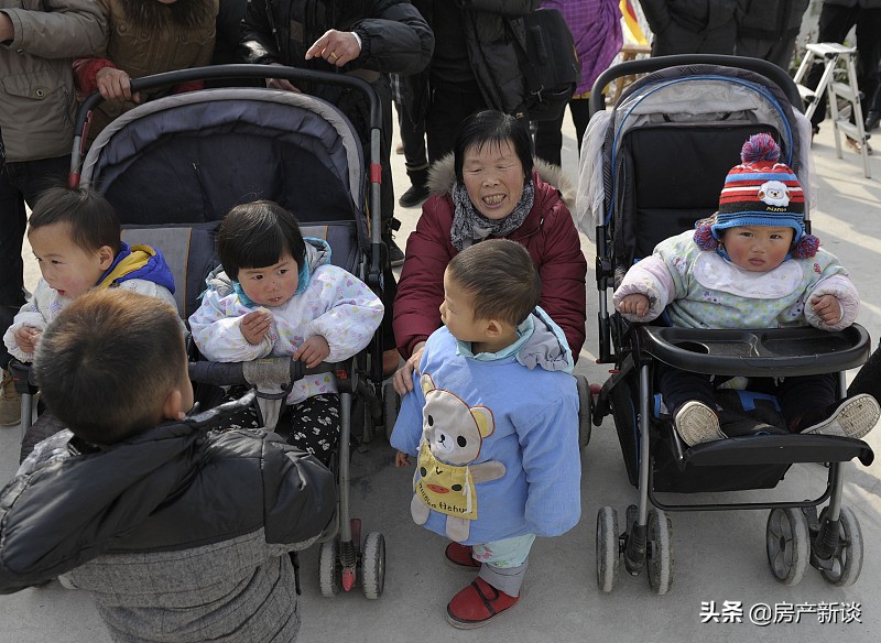 高房价负面影响：新生人口同比最高降51.6%，专家开始忧虑