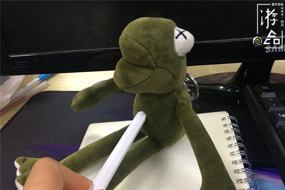 巴渝历史悠久，普通话抛弃的古语词，重庆方言仍在使用