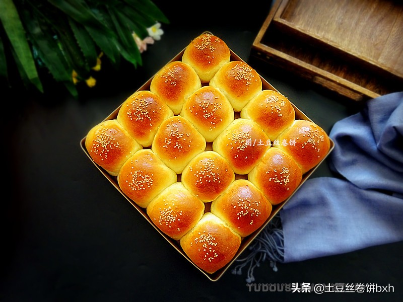 奶味十足的軟麵包，像做饅頭一樣簡單，不需要造型，越吃越愛