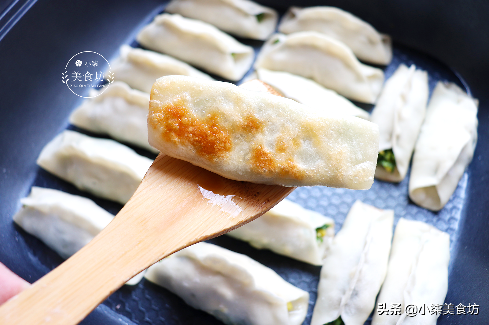 圖片[17]-韭菜餡最饞人做法 外酥里鮮 10分鐘出鍋 比餃子簡單比烙餅好吃-起舞食譜網