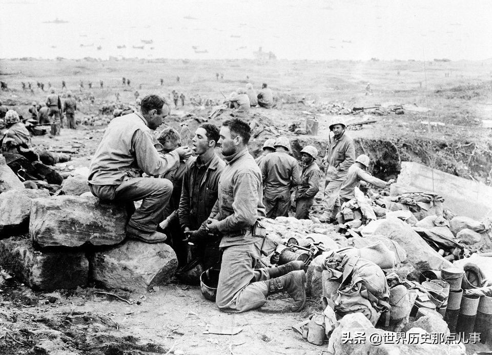 10张罕见二战老照片：真实的硫磺岛之战现场多惨