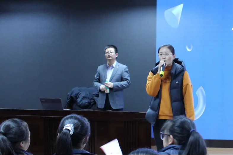 张家港外国语学校国际文化艺术节——语奥走进神秘的非洲