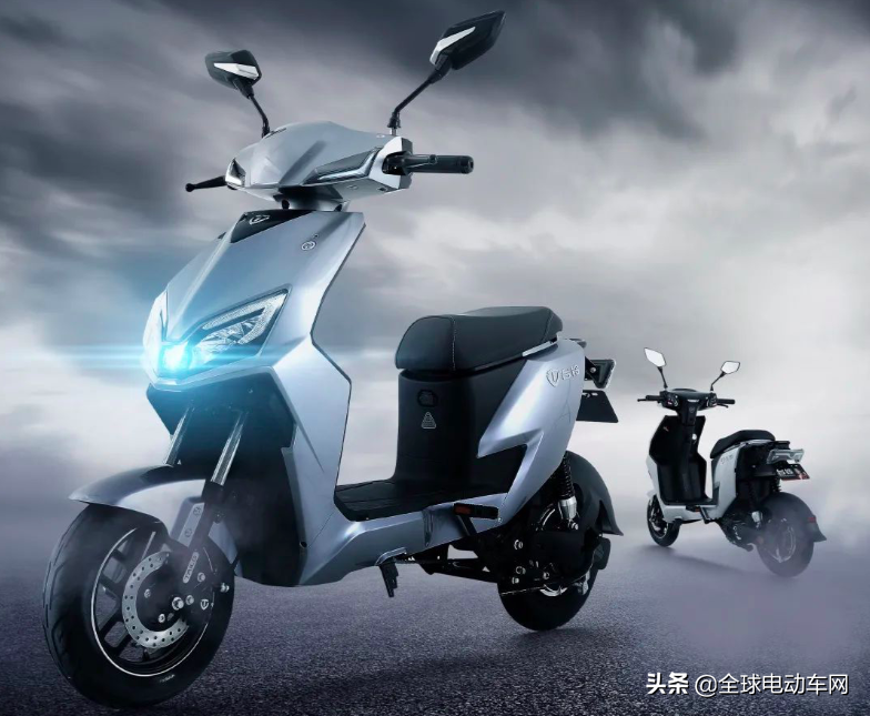 這2款新國標電動車，配48V20ah鋰電池，最大續(xù)航70公里