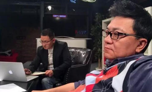 电竞版董路！邓紫棋解说电竞时睡着，欧冠也曾有类似一幕