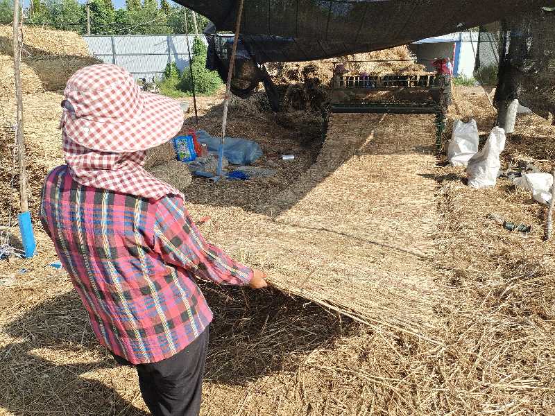 稻草|摄影师用镜头记录稻草帘、草绳制作全过程