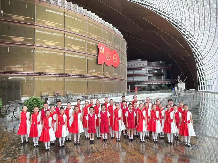 炫丽童年梦 艺心永向美－西安市曲江南湖小学赴国家大剧院演出纪行