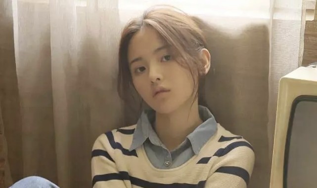 從工廠女工到流量明星，草根女孩楊超越是如何改天換命的？