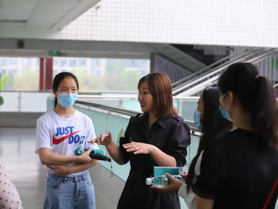 走进南小 见证成长丨天府新区南湖小学2021春家长开放日活动