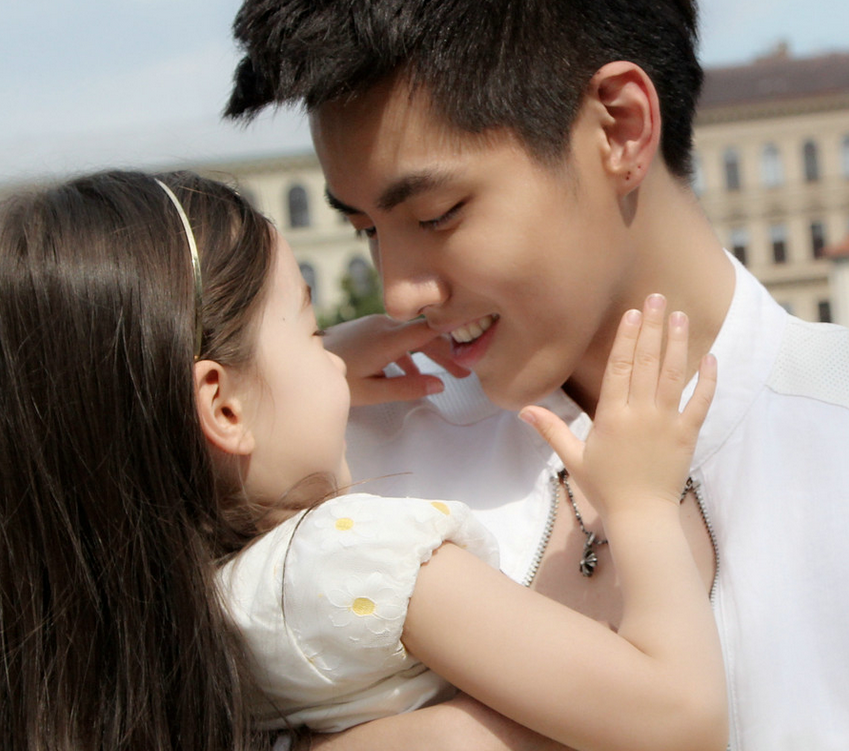 都美竹宣战后获多人力挺吴亦凡想要洗白其实还有一个办法