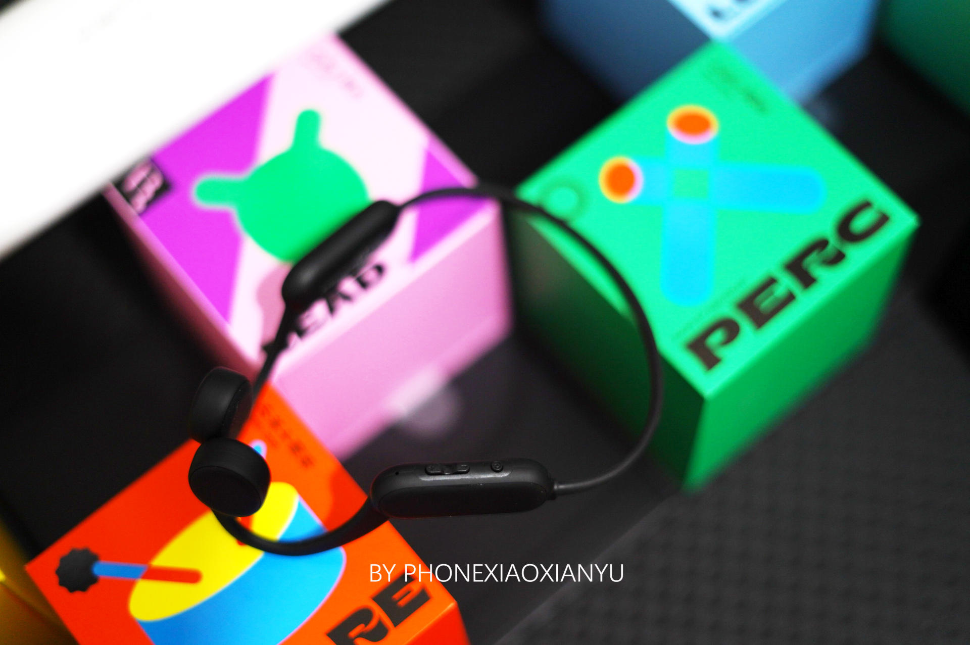 国产骨传导升级之作 音质、颜值双双升级 南卡骨传导体验如何？