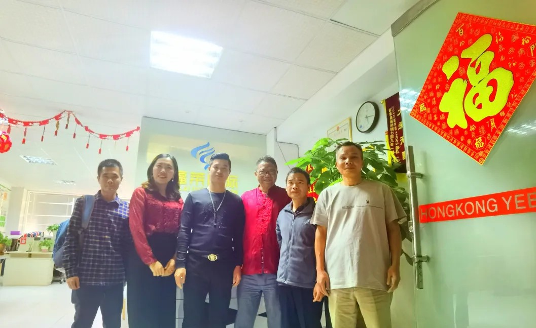 新春伊始，曾祥裕在广州为白领青年成功开办两期赣州杨公古法风水学习班