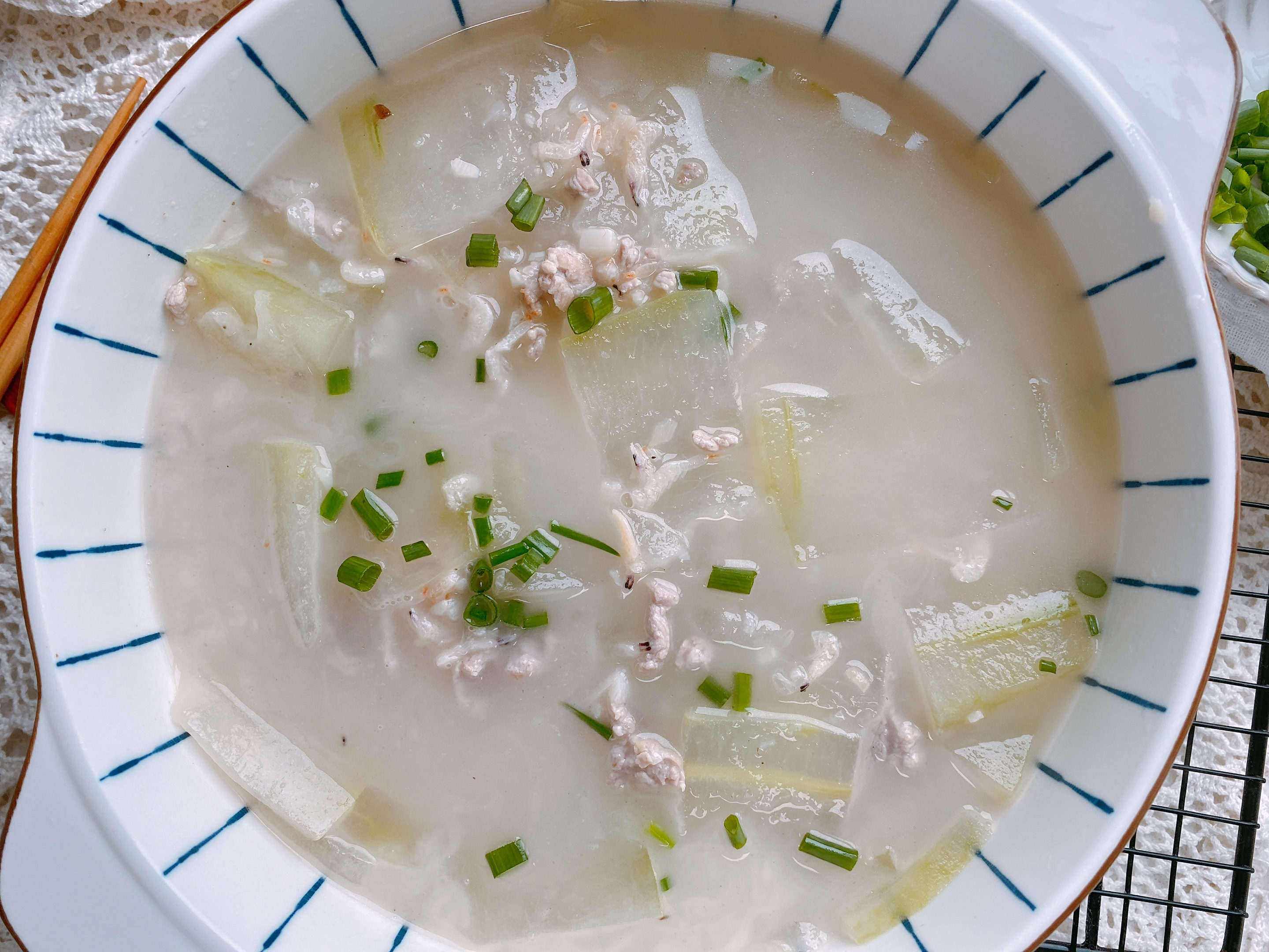天熱了要多喝這湯，10分鐘出鍋，降火消暑營養好，味道鮮美不油膩