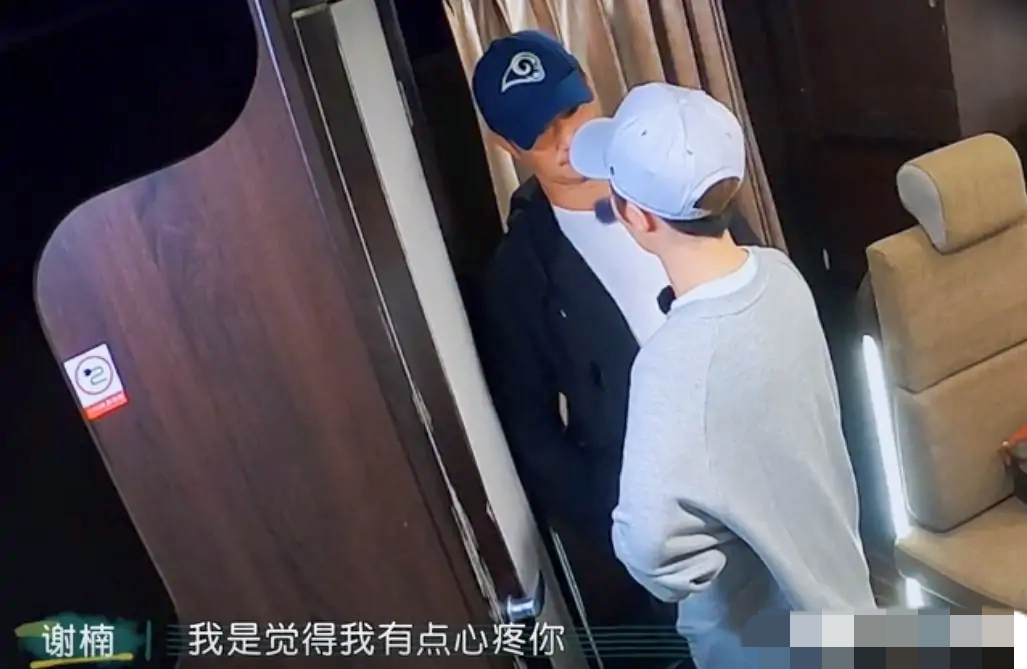 吴京老婆谢楠罕晒娃，6岁吴所谓肌肉不输爸，下