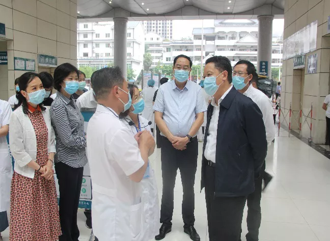 杨兴平副省长调研达州市中医药工作