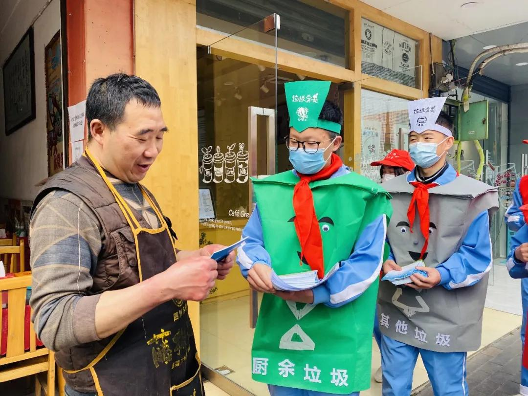 「华中学子志愿服务」|学雷锋 爱绽放