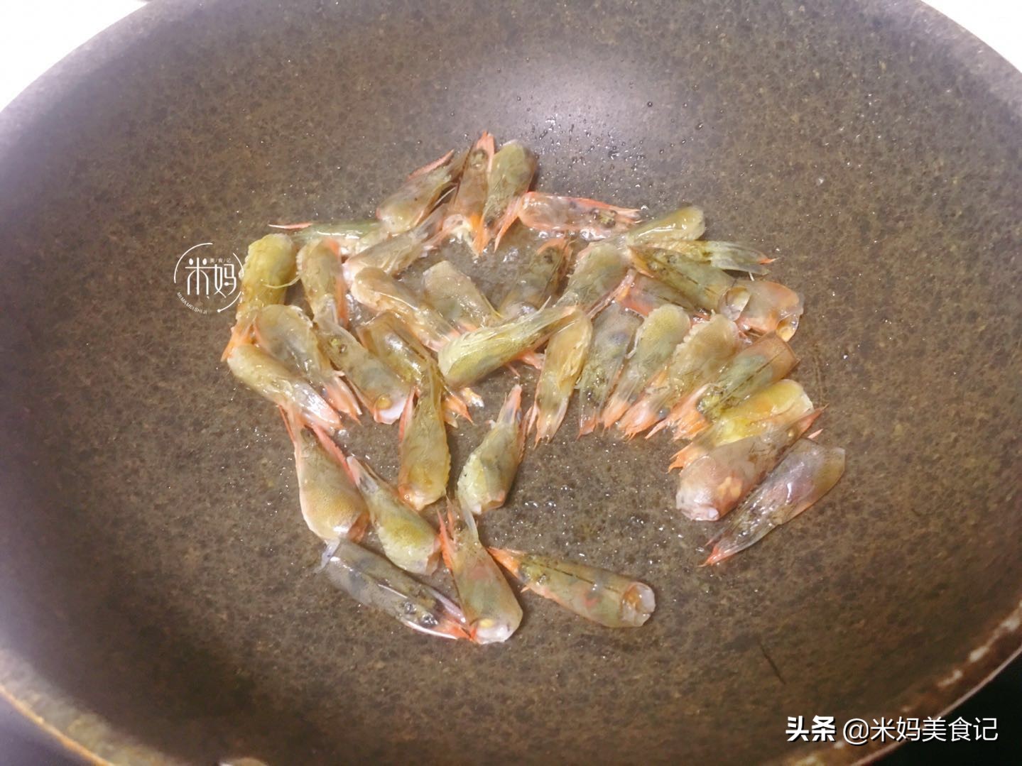 图片[7]-虾头豆腐汤做法步骤图 汤鲜味美又养胃喝过就念念不忘-起舞食谱网