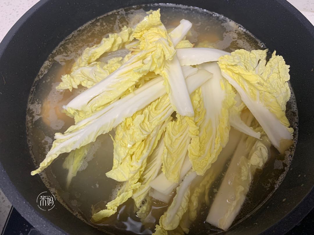 图片[9]-时蔬粉丝虾滑汤做法步骤图老少皆宜一碗下肚让人浑身舒坦-起舞食谱网