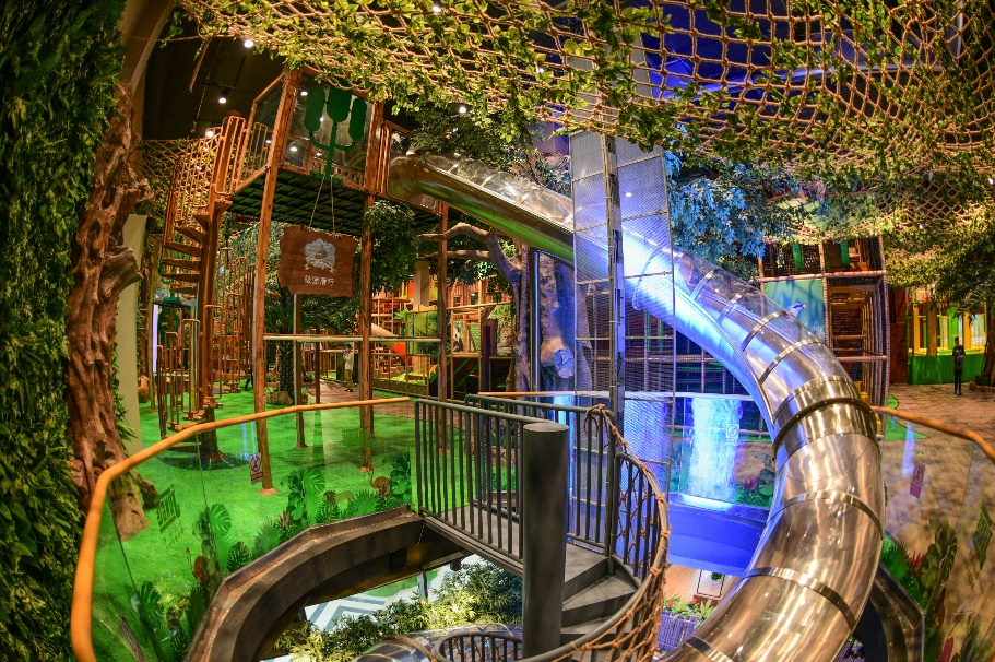 重庆佛罗伦萨小镇“奇幻丛林”正式亮相 升级家庭游乐新玩法