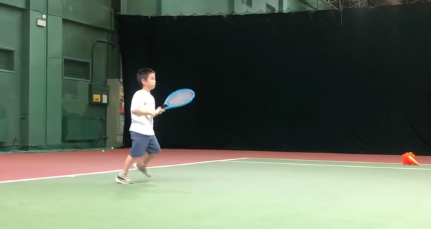 男子跳高双冠军！杜江晒出嗯哼跳高视频，小家伙跳得有模有样太帅