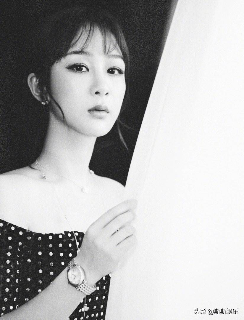 杨紫黑粉被罚10万，被告后却装病卖惨，法庭上哭