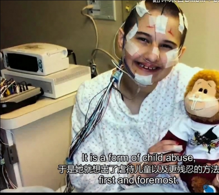 歹毒妈妈给健康女儿疯狂吃药，做上百次手术，