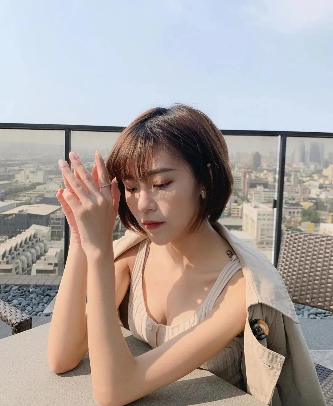 海贼王现实生活版娜美魔鬼身材完美女神图片