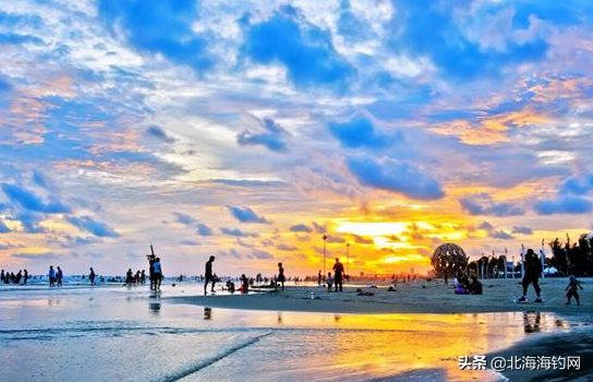 暑假来北海旅游，有种玩法叫出海钓鱼打渔租船游玩