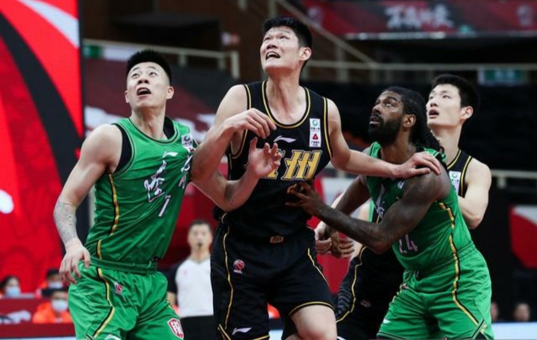 两大内线崛起，国家队不愁无人可用，内线仍是