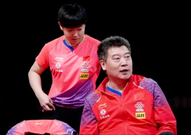 伟大！国乒主教练刚做完心脏手术，带病指挥弟子、勇夺2枚金牌