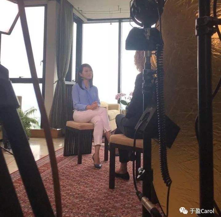 ��ɫ��Ů��ѧ�ҽ�����������