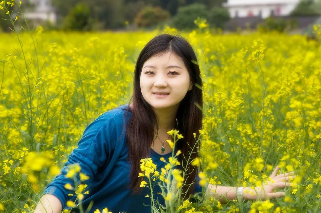 女记者兼职做自媒体，一年收入二十万，现已辞职成为全职自媒体人