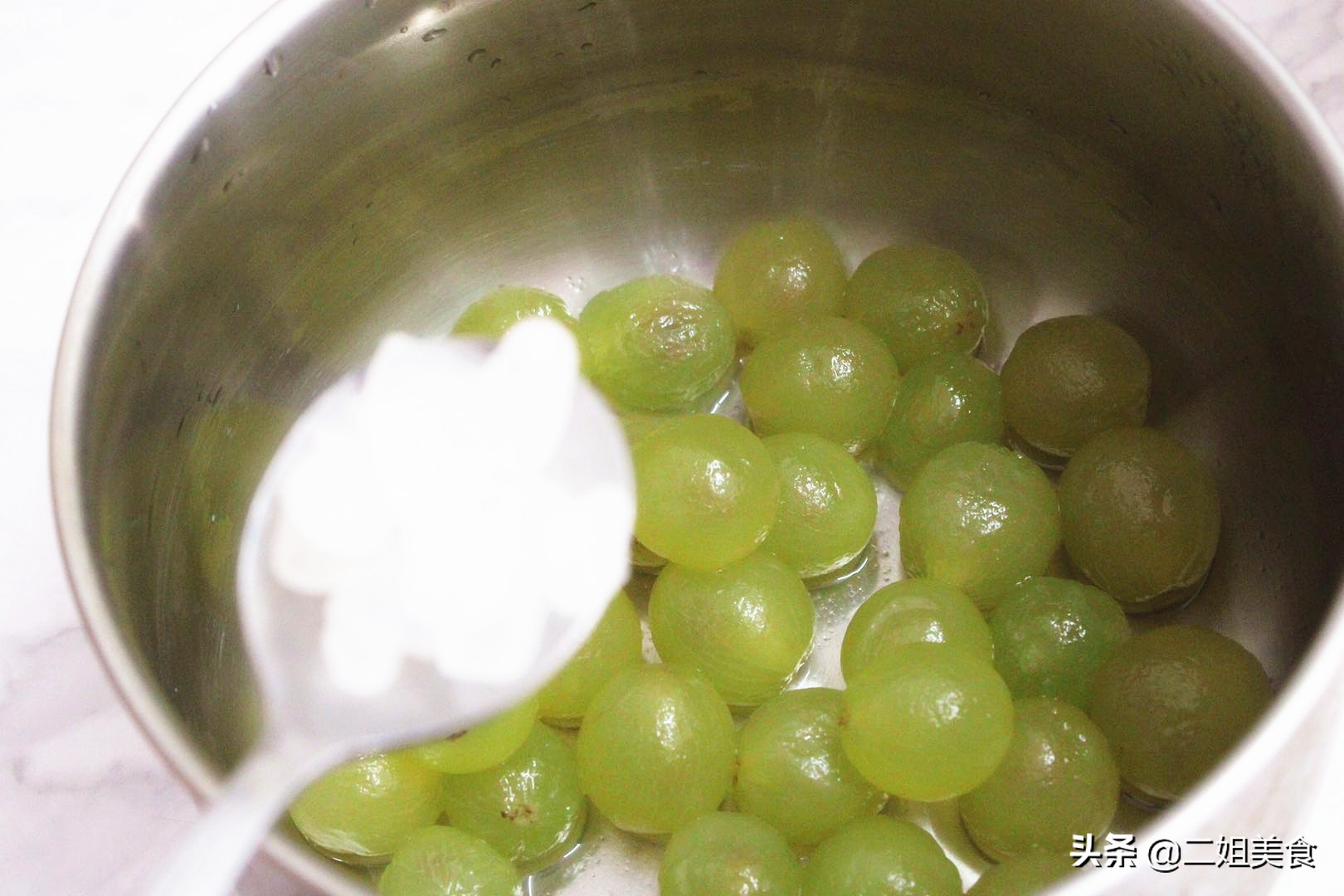 原来保存葡萄这么简单，教您3招，放久也不坏，不怕浪费葡萄了