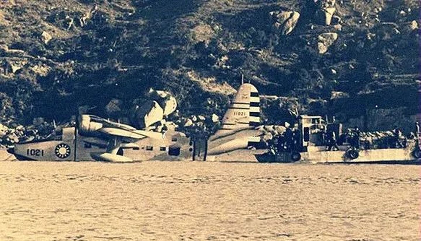 3人叛逃谋害7名战友，周总理命令空军击毙，结局